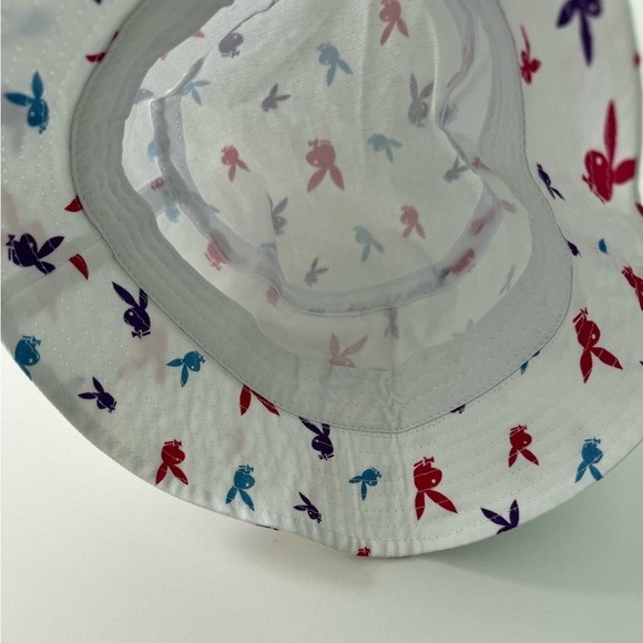 Playboy Bunny Print Bucket Hat NEVER USED! - Picture 7 of 7
